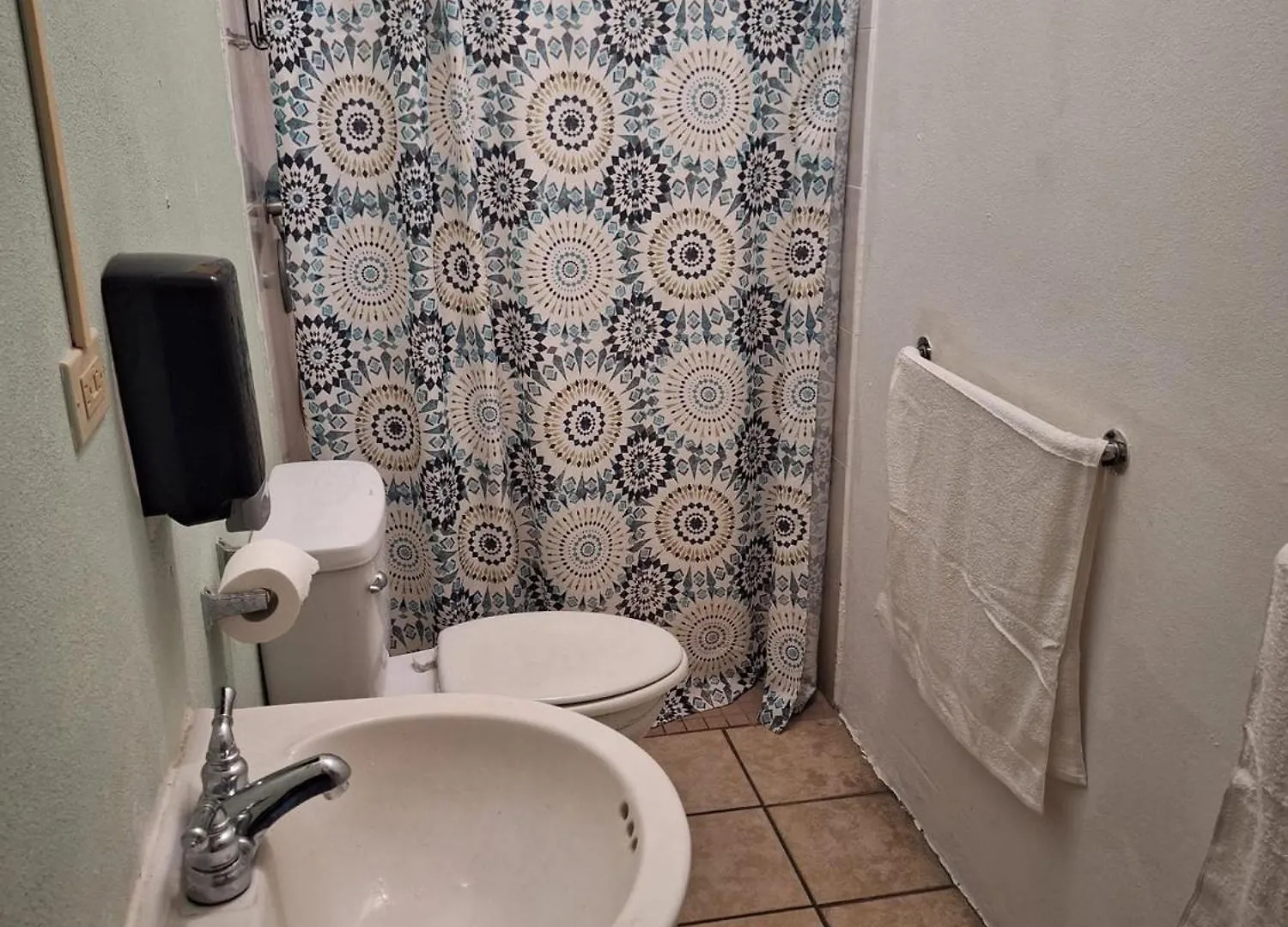 Humacao Guest House 0*,  Porto Riko